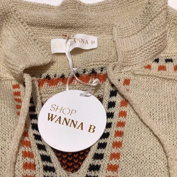 Wanna B Halloween Inspired Sweater Size S - Picture 5 of 11